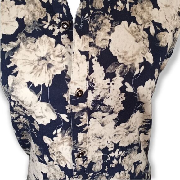 Z.J.L. NAVY & CREAM FLORAL BUTTON DOWN TOP SZ.XXL EUC - Picture 2 of 6